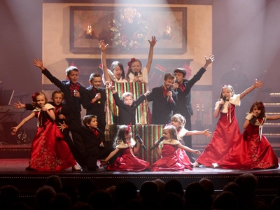 Hughes Brothers Christmas Show Image #4