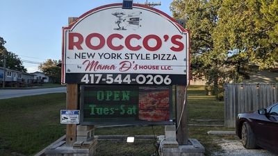 Rocco's New York Style Pizza Image #1