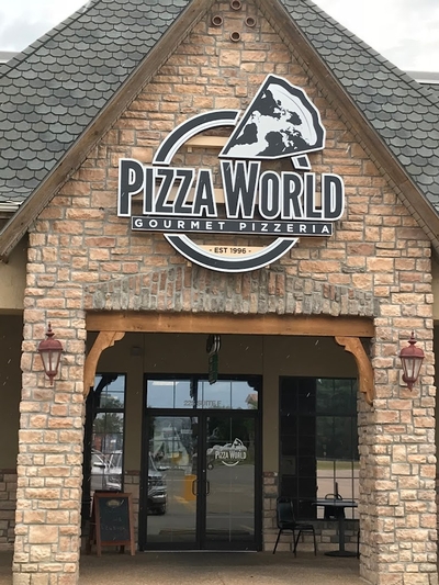 Pizza World Image #1